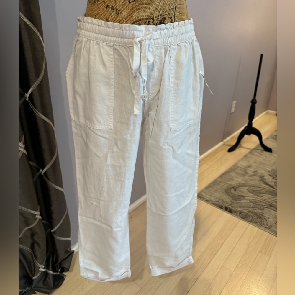 Old Navy Crop Pant, Size M, NWT